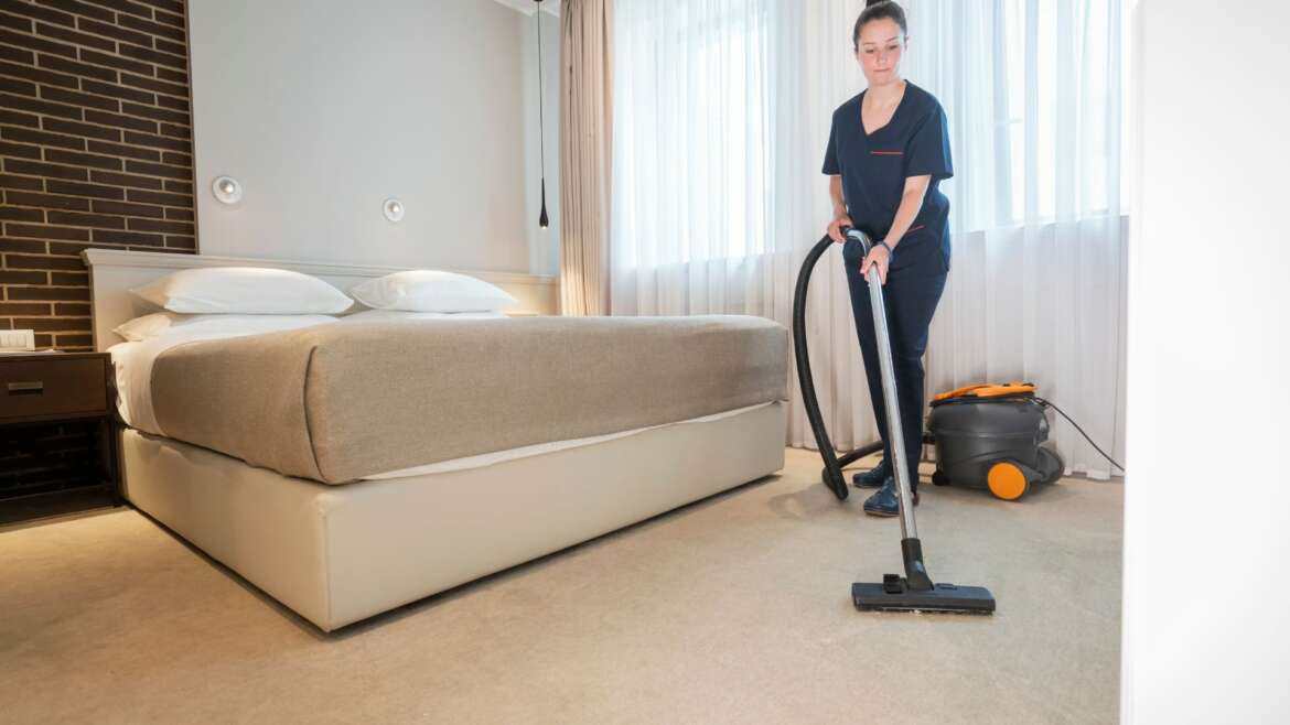 هل تبحث عن خادمة موثوقة؟ مكتب كوين سيرفيس يوفر لك أفضل الخدم في مصر – اتصل الآن: 0224907844 – 01158648023 – 01011195005